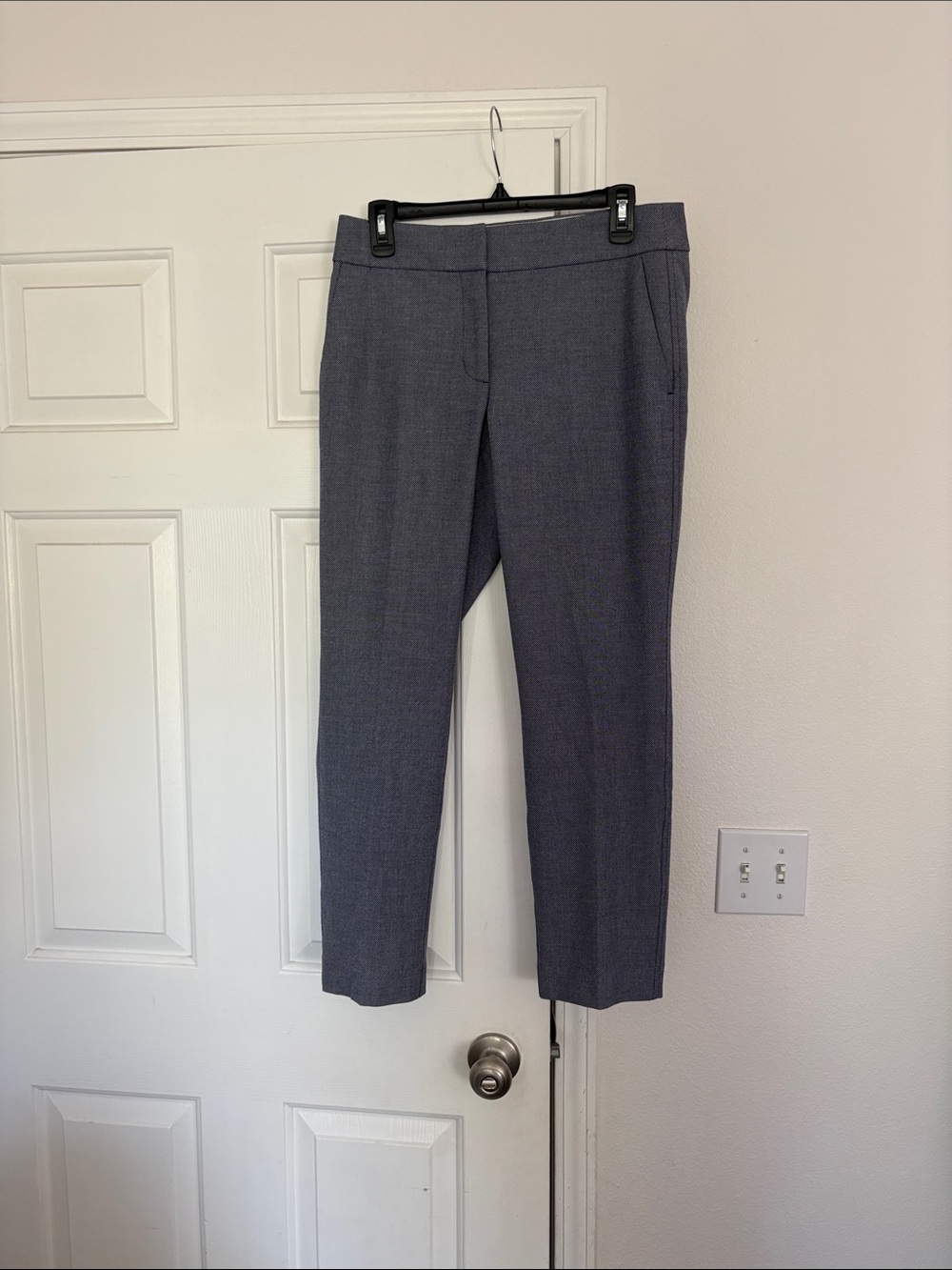 LOFT “Julie” Navy Cropped Office Pant